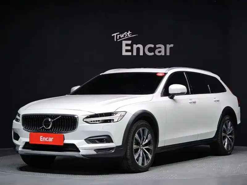 2021 Volvo V90 Cross Country с пробегом 57 452 км