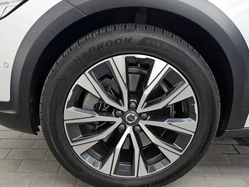 2021 Volvo V90 Cross Country с пробегом 57 452 км