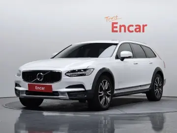 Volvo V90 Cross Country