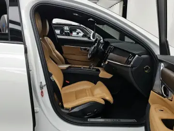 2021 Volvo V90 Cross Country с пробегом 57 452 км