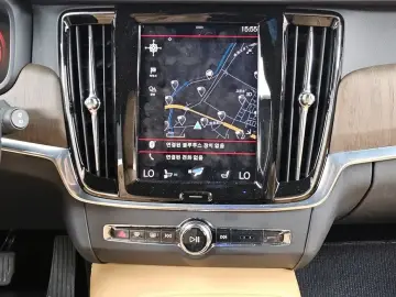 2021 Volvo V90 Cross Country с пробегом 57 452 км
