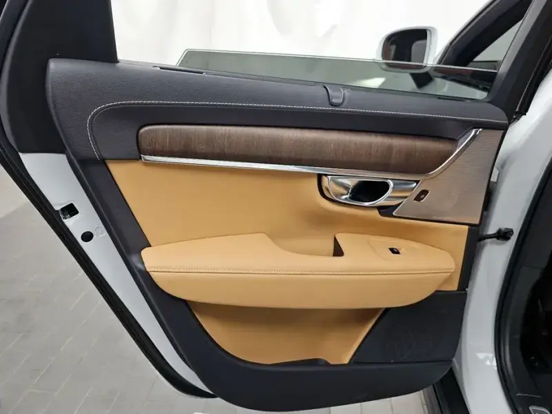 2021 Volvo V90 Cross Country с пробегом 57 452 км