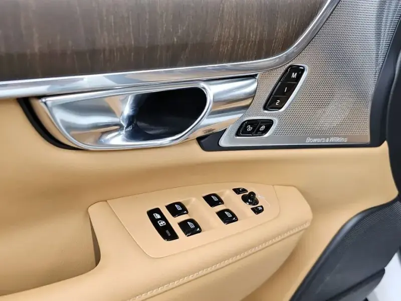 2021 Volvo V90 Cross Country с пробегом 57 452 км