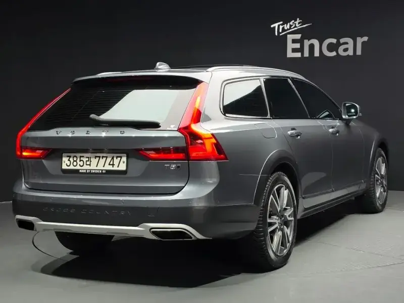 2019 Volvo V90 Cross Country с пробегом 81 700 км
