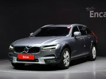 Volvo V90 Cross Country