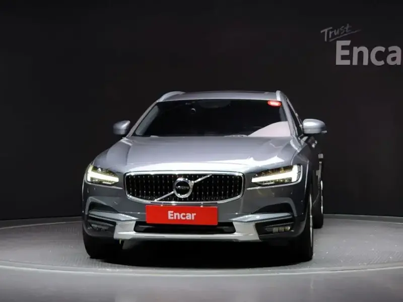 2017 Volvo V90 Cross Country с пробегом 134 782 км