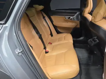 2019 Volvo V90 Cross Country с пробегом 81 700 км