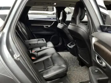 2017 Volvo V90 Cross Country с пробегом 134 782 км