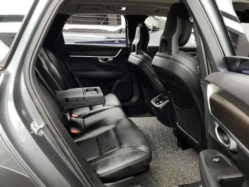 2017 Volvo V90 Cross Country с пробегом 134 782 км