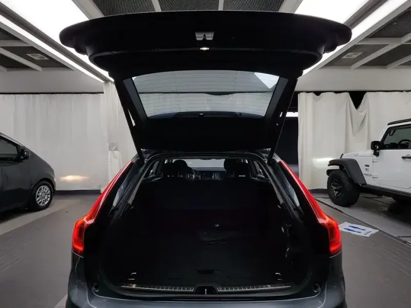 2017 Volvo V90 Cross Country с пробегом 134 782 км