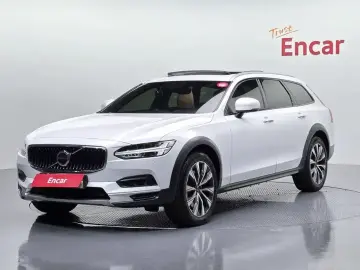 Volvo V90 Cross Country