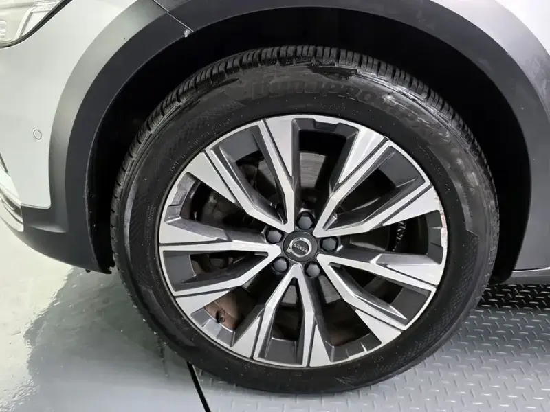 2021 Volvo V90 Cross Country с пробегом 97 412 км