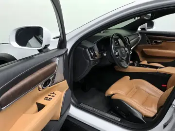 2021 Volvo V90 Cross Country с пробегом 97 412 км