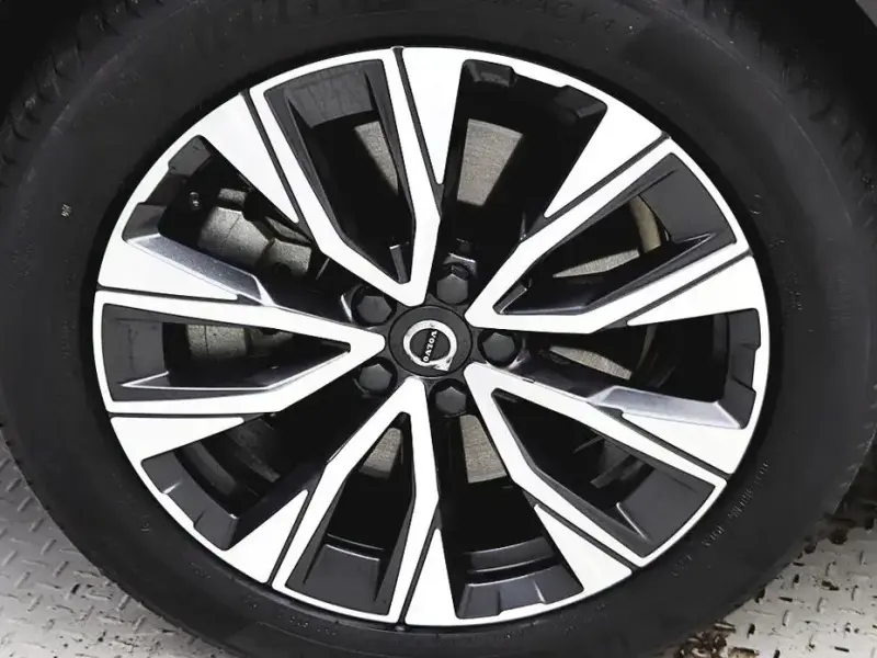 2023 Volvo V90 Cross Country с пробегом 29 369 км