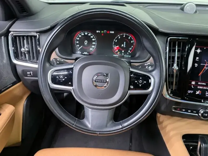 2021 Volvo V90 Cross Country с пробегом 97 412 км