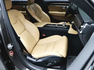 2023 Volvo V90 Cross Country с пробегом 29 369 км