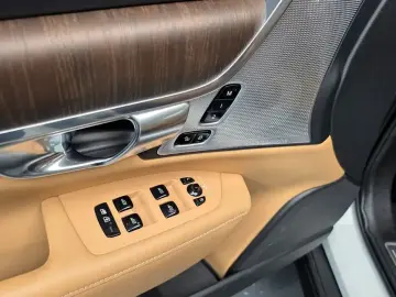 2021 Volvo V90 Cross Country с пробегом 97 412 км