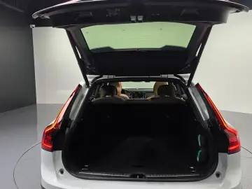 2021 Volvo V90 Cross Country с пробегом 97 412 км