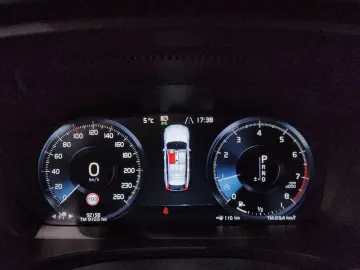 2018 Volvo V90 Cross Country с пробегом 92 158 км