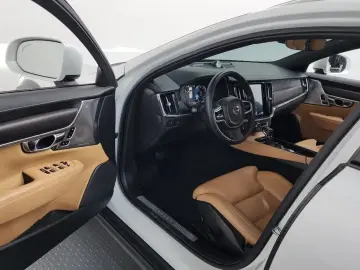 2018 Volvo V90 Cross Country с пробегом 92 158 км