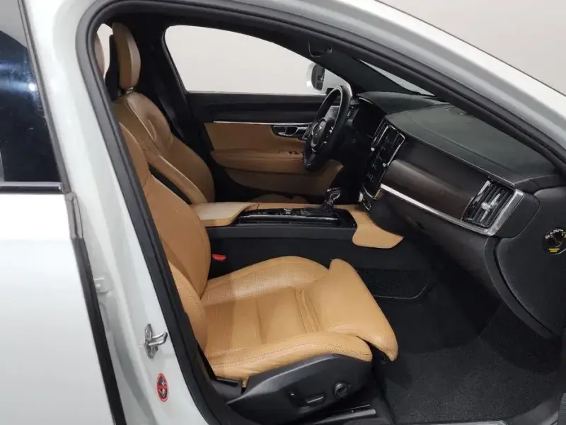 2018 Volvo V90 Cross Country с пробегом 92 158 км