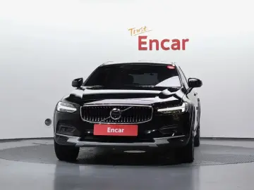 2020 Volvo V90 Cross Country с пробегом 98 207 км