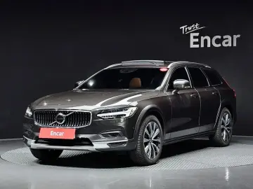 Volvo V90 Cross Country