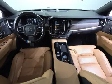 2020 Volvo V90 Cross Country с пробегом 98 207 км