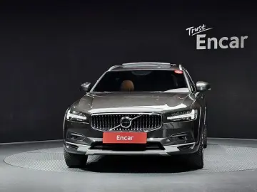 2021 Volvo V90 Cross Country с пробегом 111 294 км