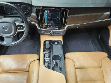 2021 Volvo V90 Cross Country с пробегом 111 294 км