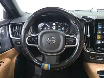 2020 Volvo V90 Cross Country с пробегом 98 207 км