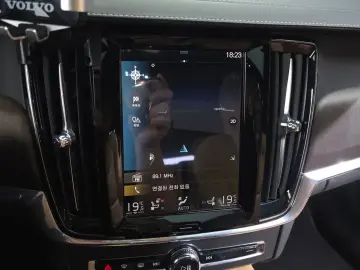 2020 Volvo V90 Cross Country с пробегом 98 207 км