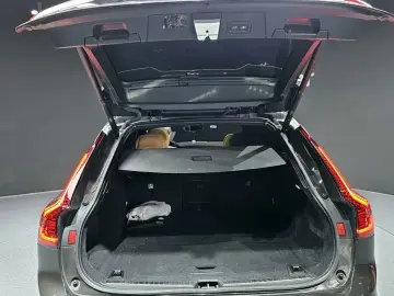 2021 Volvo V90 Cross Country с пробегом 111 294 км