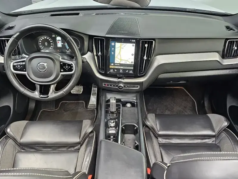 2021 Volvo XC60 с пробегом 130 032 км