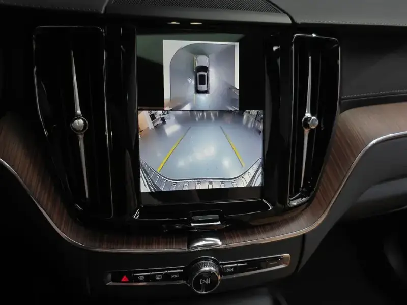 2024 Volvo XC60 с пробегом 31 033 км