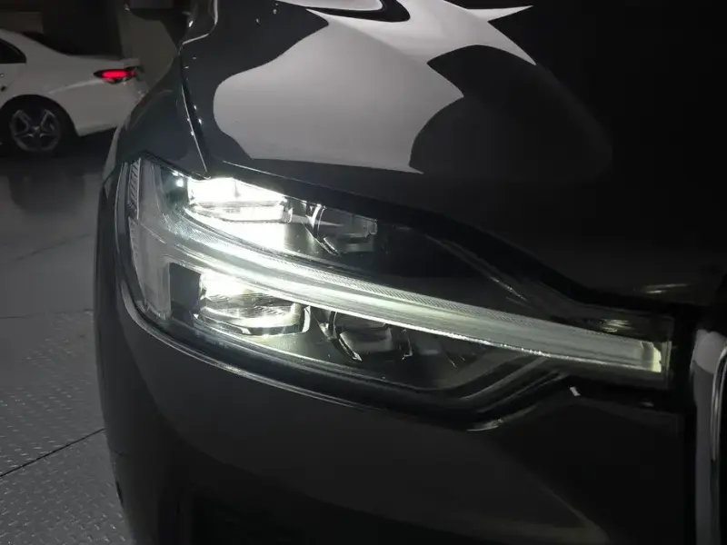 2024 Volvo XC60 с пробегом 31 033 км