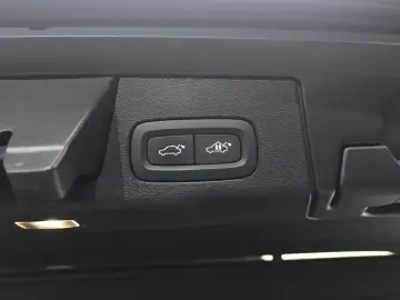 2024 Volvo XC60 с пробегом 31 033 км