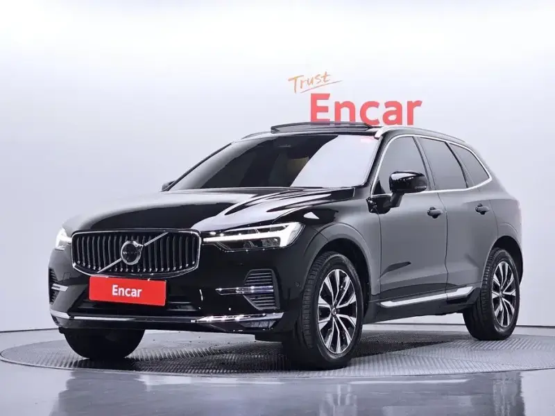 2023 Volvo XC60 с пробегом 24 499 км