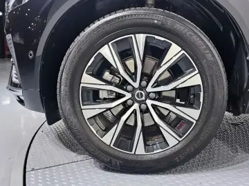 2023 Volvo XC60 с пробегом 24 499 км