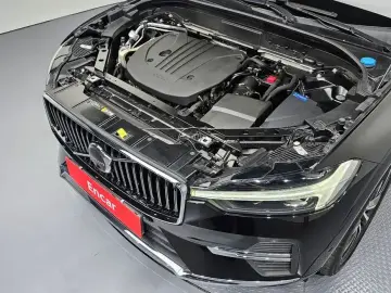 2023 Volvo XC60 с пробегом 24 499 км