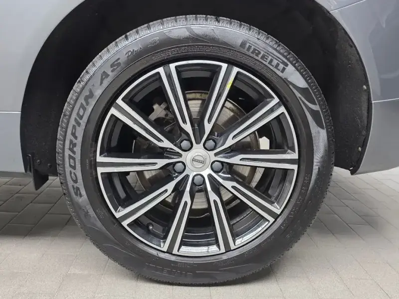 2019 Volvo XC60 с пробегом 170 076 км