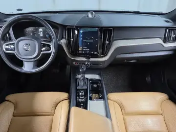 2019 Volvo XC60 с пробегом 170 076 км