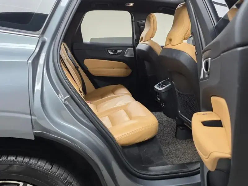 2019 Volvo XC60 с пробегом 170 076 км