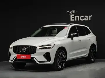 2025 Volvo XC60 с пробегом 4 464 км