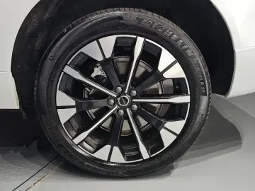 2025 Volvo XC60 с пробегом 4 464 км
