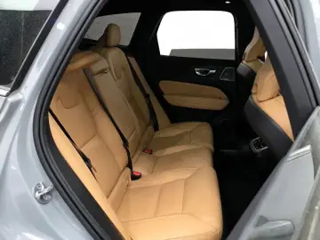 2024 Volvo XC60 с пробегом 18 694 км