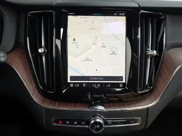 2024 Volvo XC60 с пробегом 18 694 км