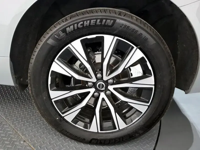 2024 Volvo XC60 с пробегом 18 694 км