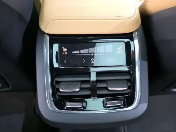 2024 Volvo XC60 с пробегом 18 694 км