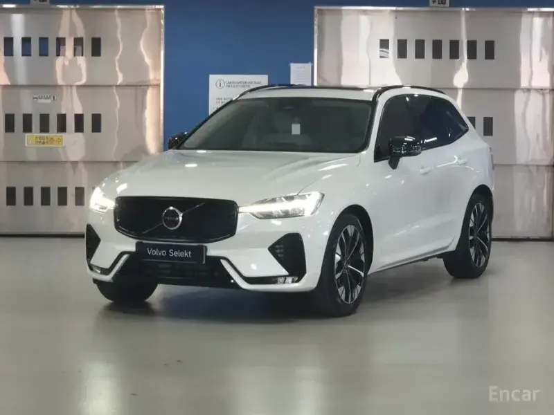 2026 Volvo XC60 с пробегом 3 040 км